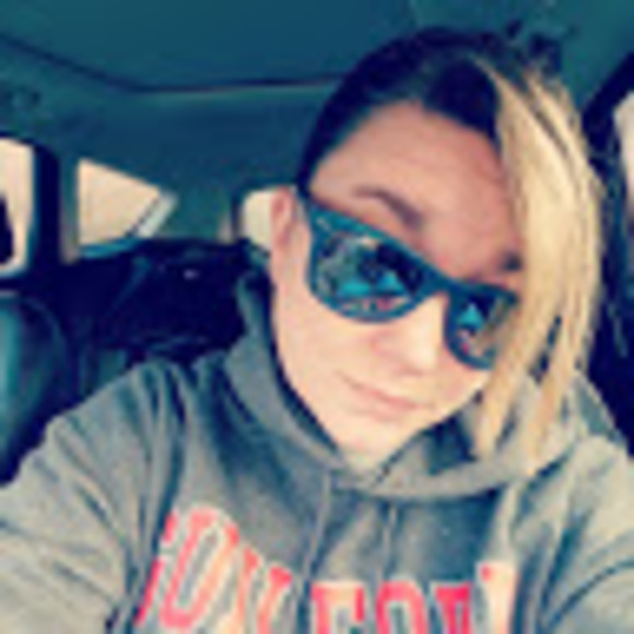 Meet your Posher, Shawna - Picture 1 of 1